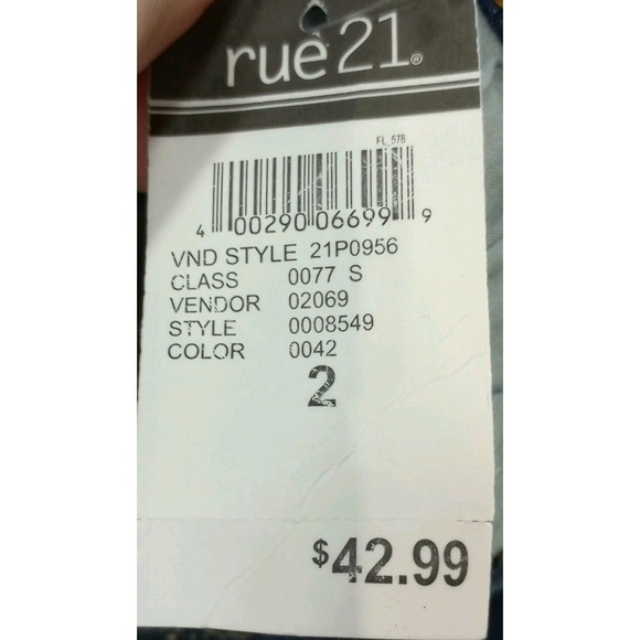 Rue 21 Super High Rise Flare Raw Hem Button Fly Dark Wash Denim Jeans 2 NWT Gift - Picture 12 of 16